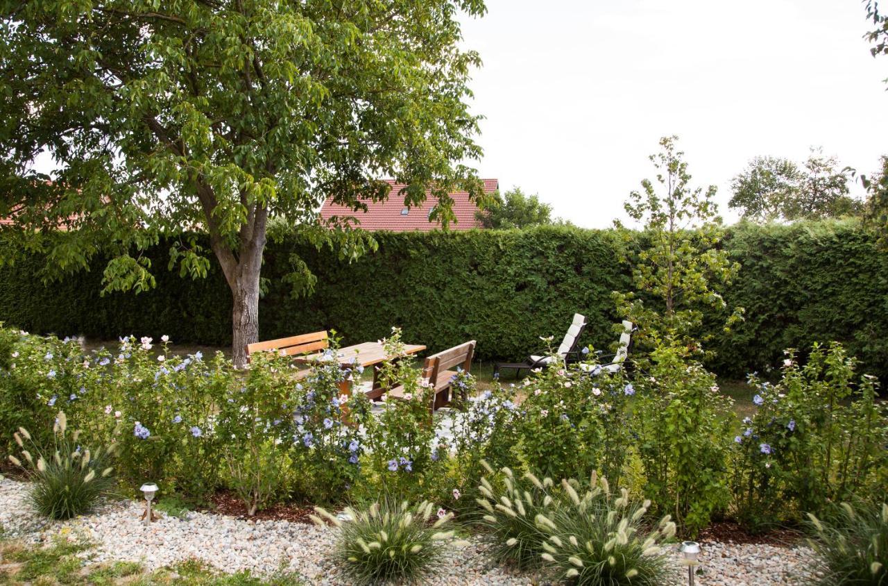 Landhaus Ferk บัดราดเคอร์สบวร์ก ภายนอก รูปภาพ
