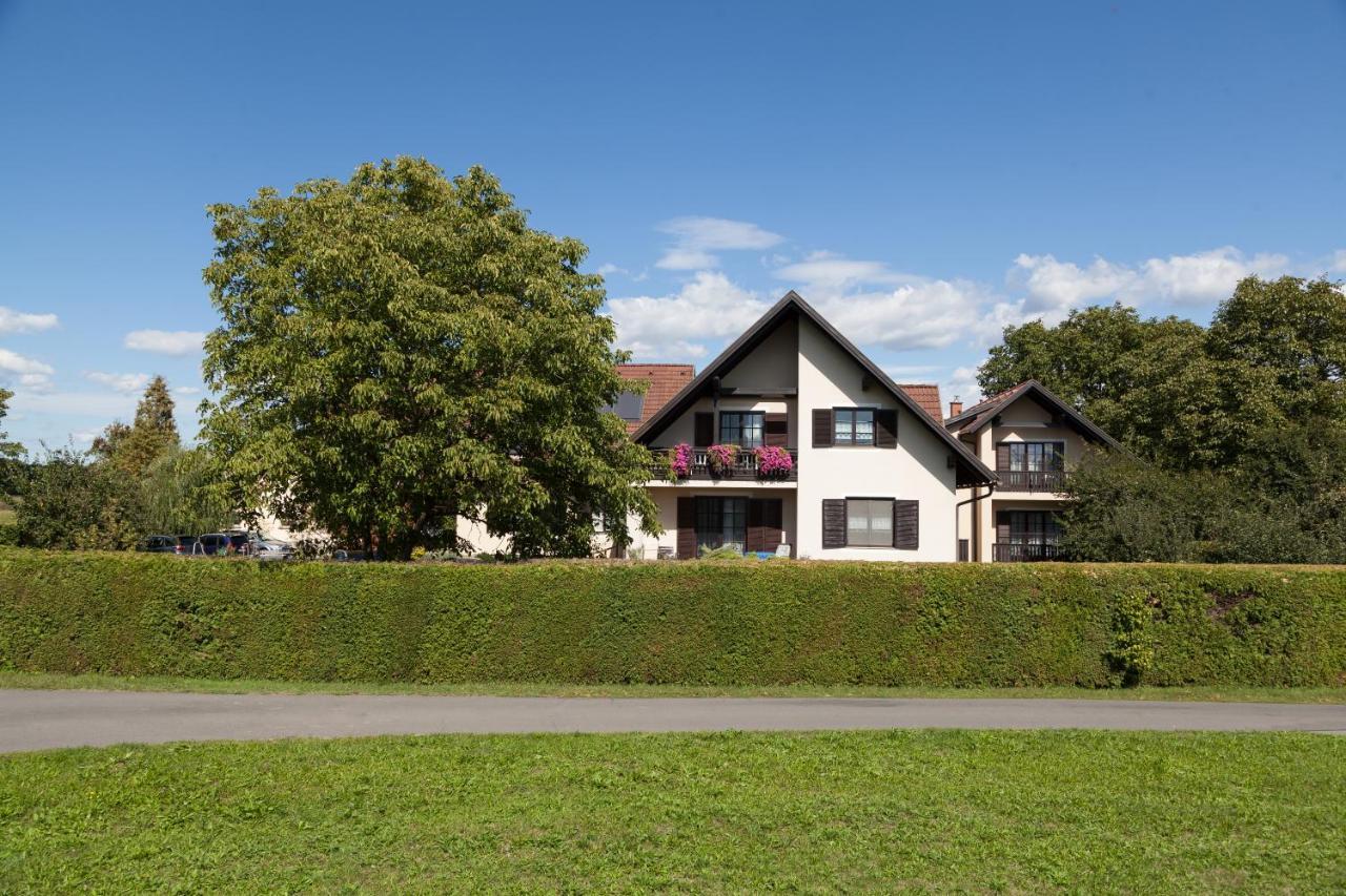 Landhaus Ferk บัดราดเคอร์สบวร์ก ภายนอก รูปภาพ